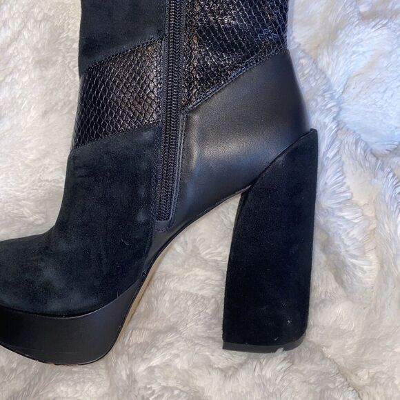 Vince Camuto Leather Gilisama Black Suede Platform Ankle Boots Shoes Size 7 - Picture 5 of 8
